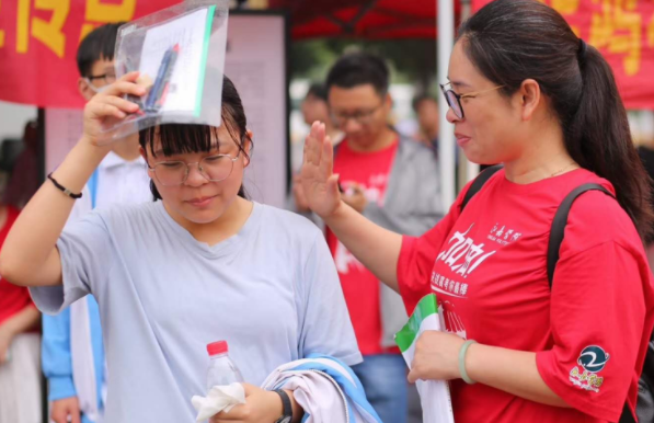 新高考“3+1+2”模式将实施，落榜考生还能复读吗？官方做出回应