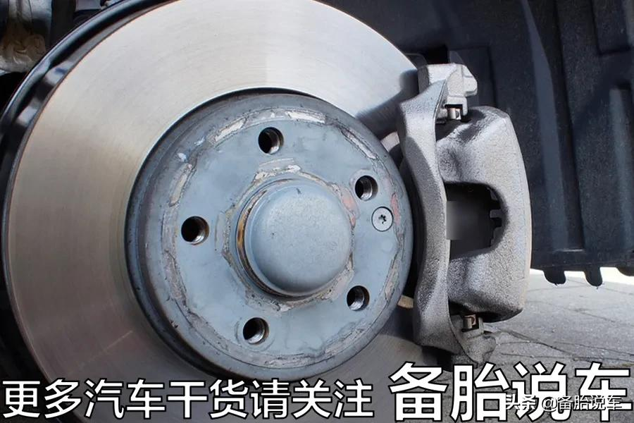 自动挡停车先拉手刹后挂P挡?这么麻烦我还不如开手动