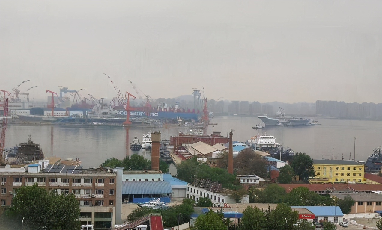 ��ʷ��һĻ�����й���ĸ����һ�������Ͻ����������ڹ���˫��ͬ��