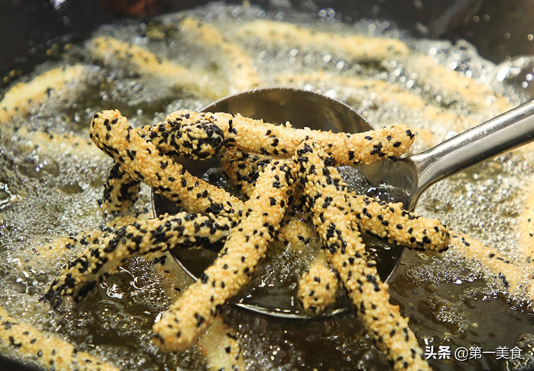 我家从来不买零食，6种自制小零食，没有烤箱也能做，香醋脆口