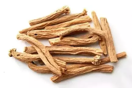 这些中药,名字看起来很像,但实际作用却大相径庭