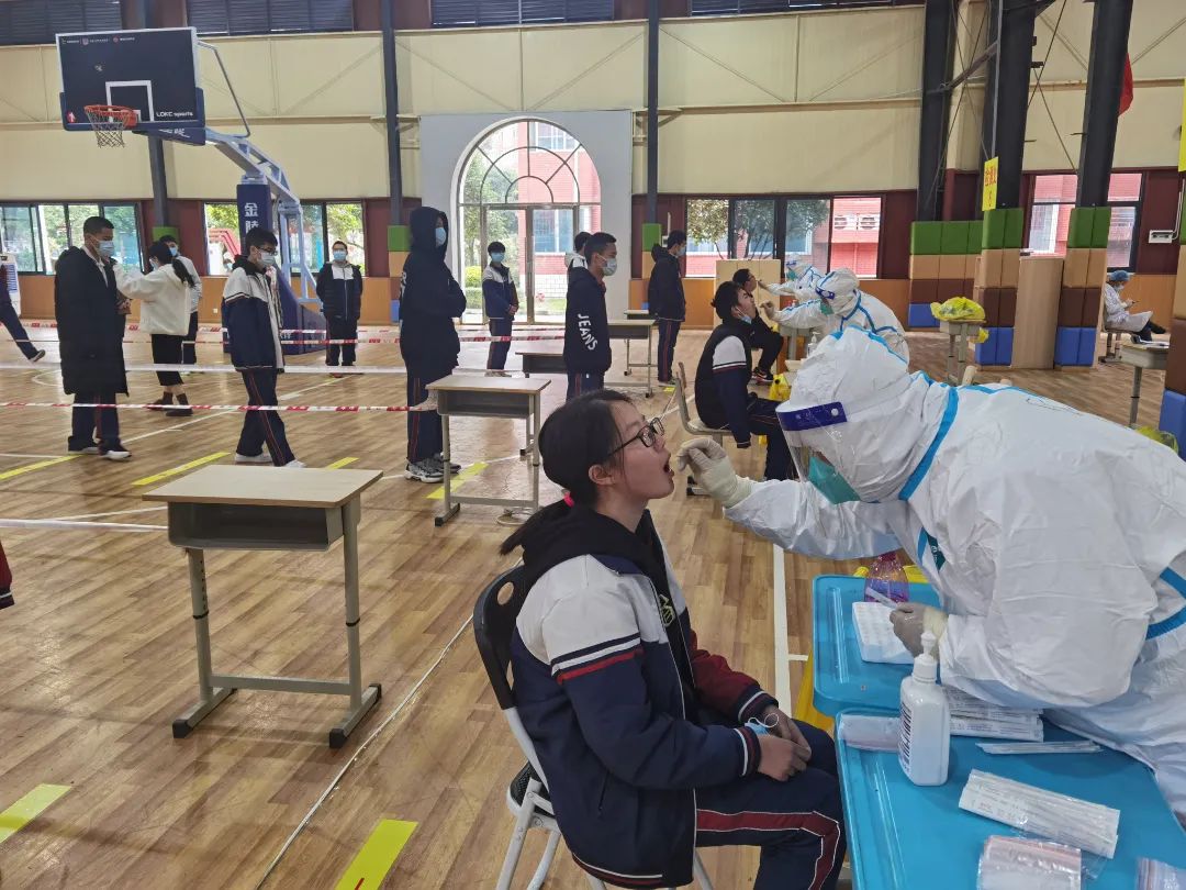 成川外，3000师生谢谢你