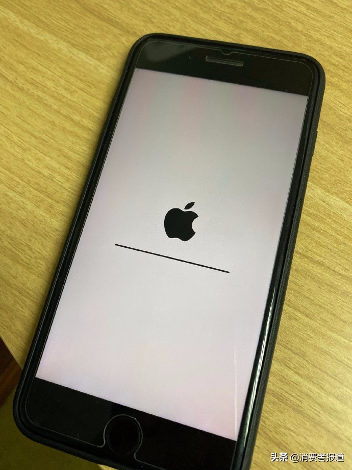 iPhone升级iOS 13后变砖头，苹果竟然建议用户刷机解决？