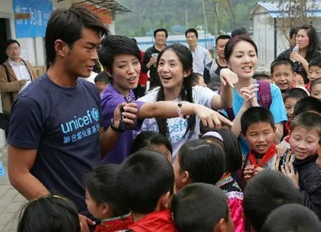 活久见！古天乐12年为内地捐建135所学校，却被骂“沽名钓誉”