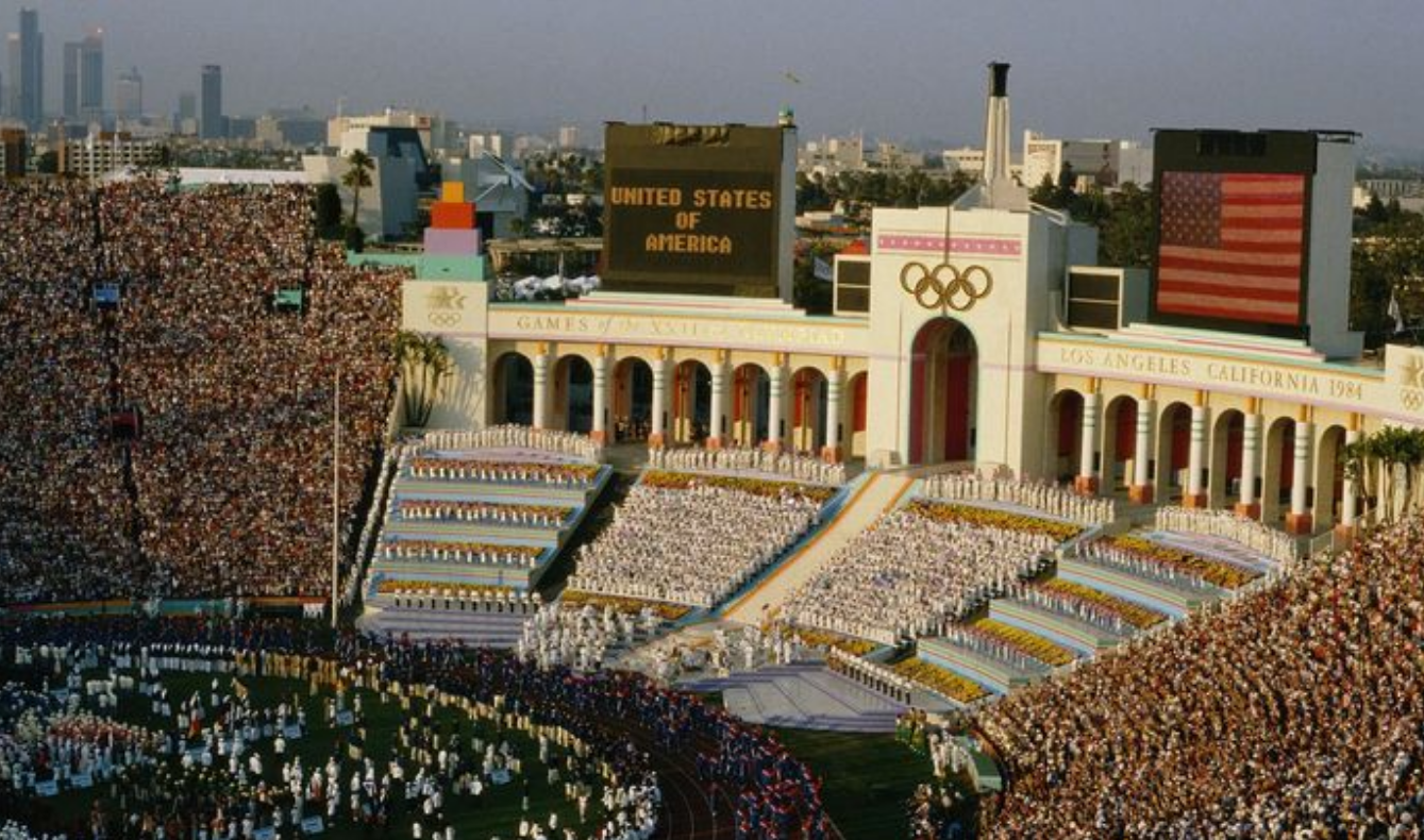60年代世界冠军，晚年为不麻烦儿女进养老院，却在春节孤独离世