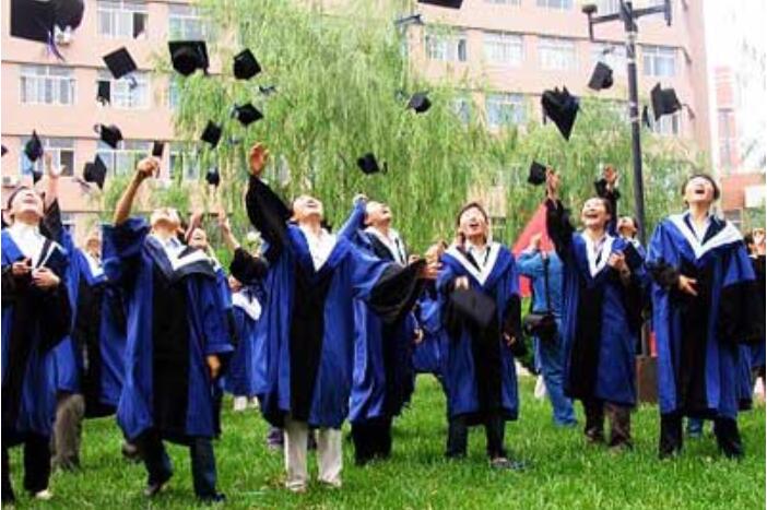 河北“最委屈”大学，明明是985，却因为“太土”被认为民办