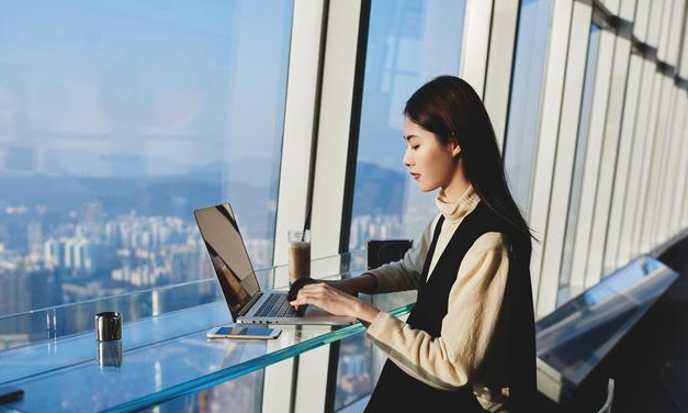 宁愿拿三千月薪，也不愿意进厂拿高薪，大学生择业观失衡很严重