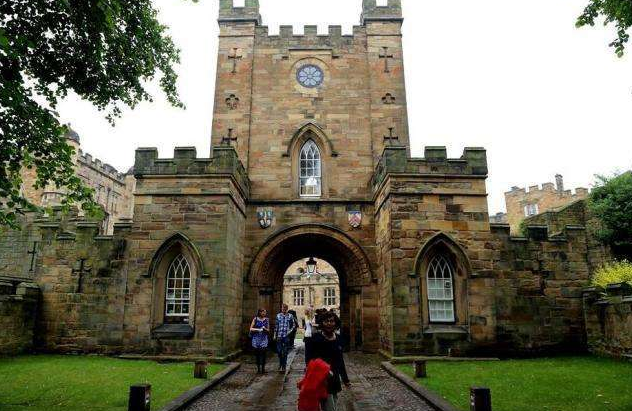 杜伦大学世界排名“很吃亏”，可在当地人眼中，能与剑桥媲美