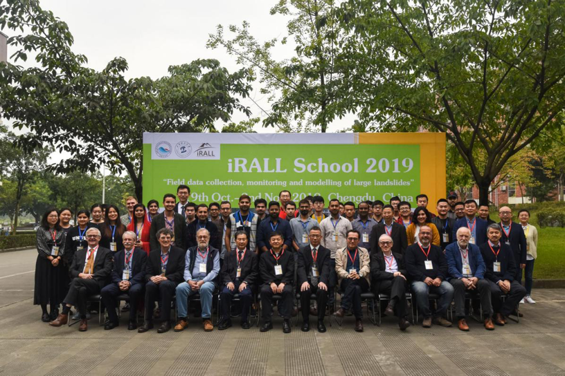 国务院批准！外国部长级、省长级官员密集到访四川这所高校！