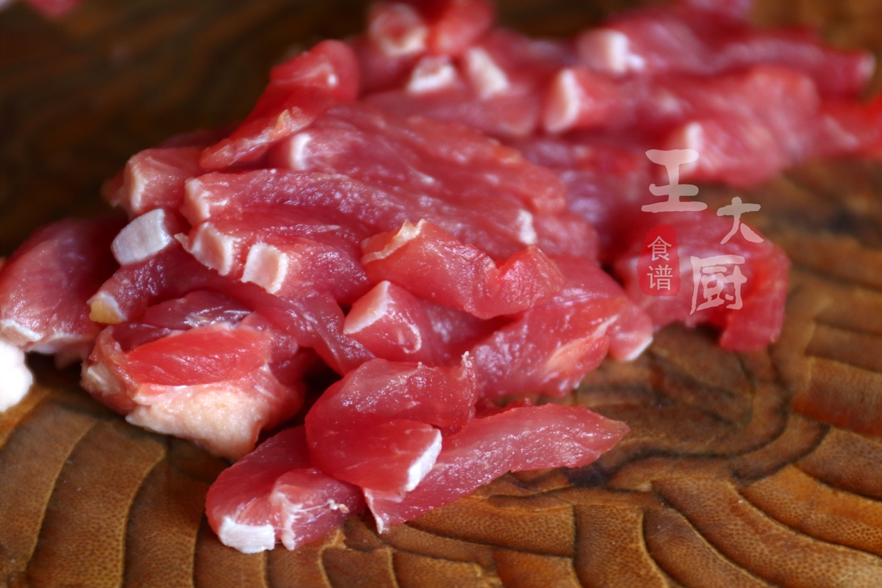 金針菇炒肉,金針菇炒肉的做法