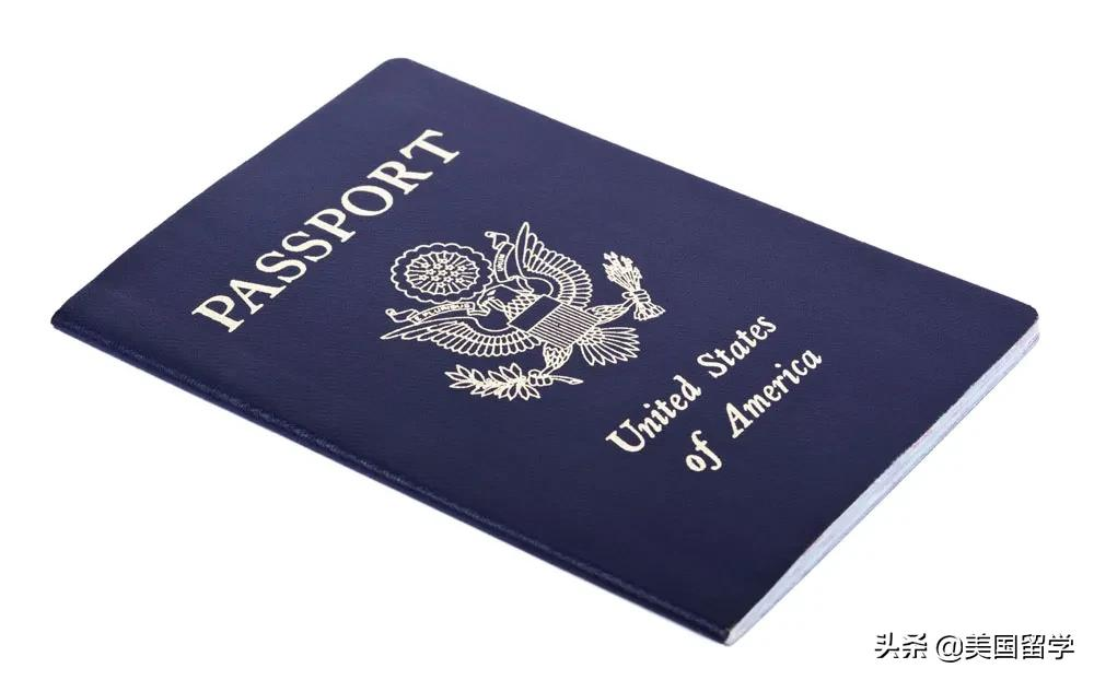 办理签证需要什么材料,出国办理签证需要什么材料