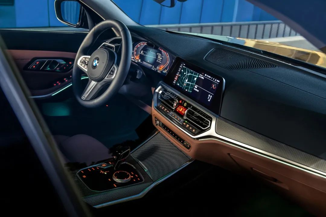 宝马的id7车机系统好用吗?新3系车主总结了这4点