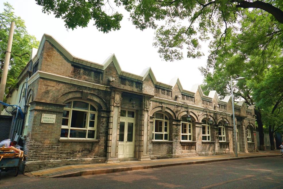 别只知道南锣鼓巷，这些“京味儿”十足的胡同更值得逛~