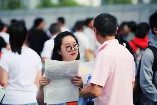 山东高考录取结束，整体录取率为86.5%，10万考生没学上