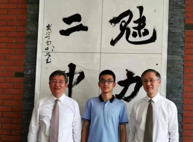 昔日“最帅高考状元”现状曝光，网友感叹，他把人生看得太透彻了