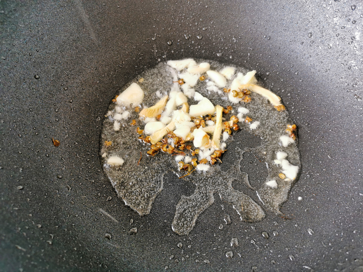 炒猪肝，掌握这3步，不柴不腥越嚼越香，味道浓郁特下饭