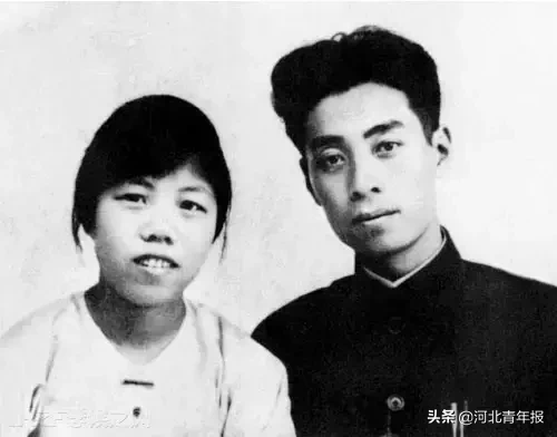 周总理逝世43周年，重温他与妻74封情书，他们的情话让人泪流满面