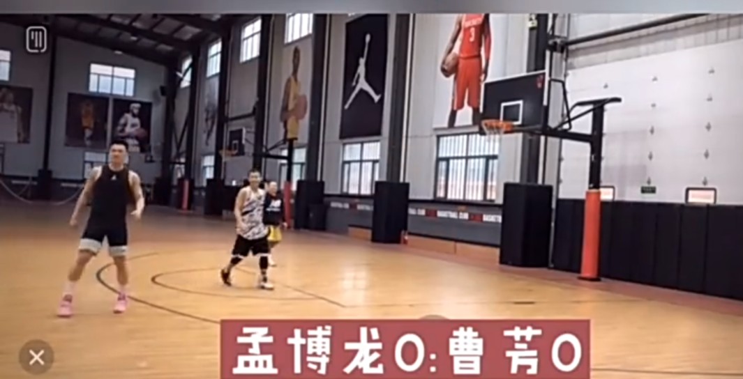 曹芳为什么不打nba(顶尖街球手曹芳，完胜CBA职业球员。球迷：差距这么大的吗？)