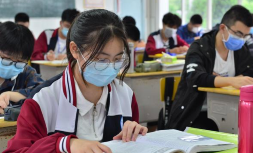 这4所二本大学荣升一本，分数线却变化不大，中等学生可捡漏