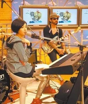 因男友而割掉子宫？从儿歌领唱到叛逆歌者，范晓萱如今过得怎样？