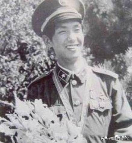 在事件发生后,加拿大记者因为枪战就发生在他们的外交公寓下面,而且是