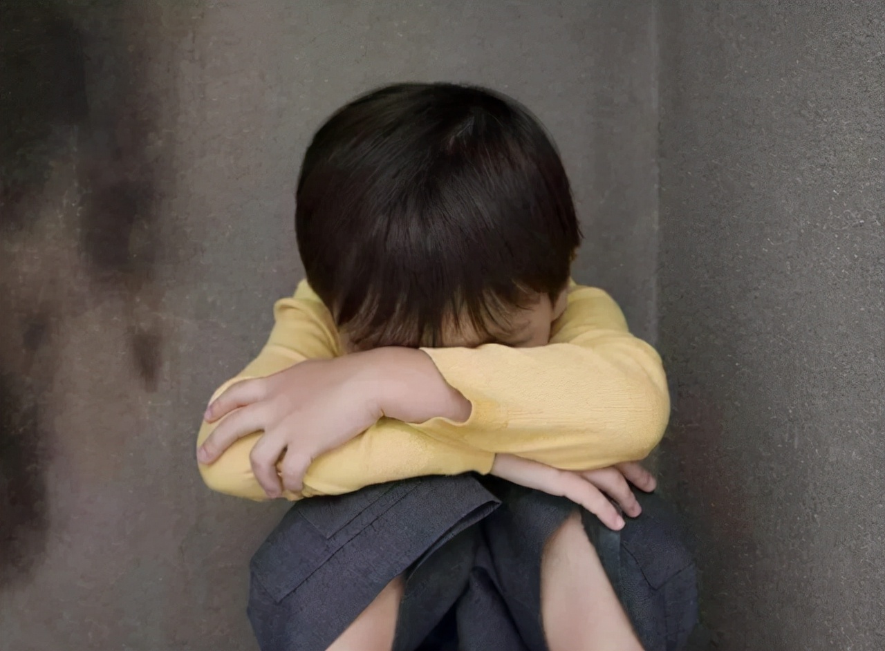 超过一半孩子不在幼儿园大便？这些原因娃不说，但家长要明白