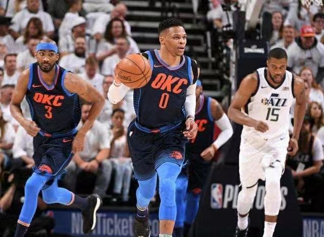 三双挡不住！盘点NBA十大神级“四双”表演：前四名实至名归