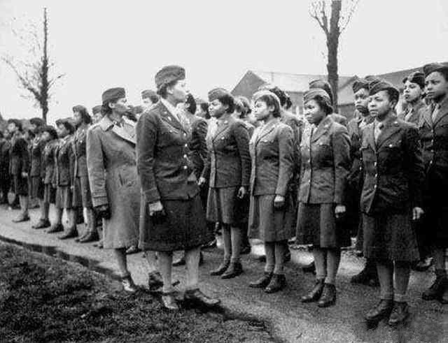 1945年，14岁少女虚报年龄乔装成男孩参军，立下特等功，后来咋样