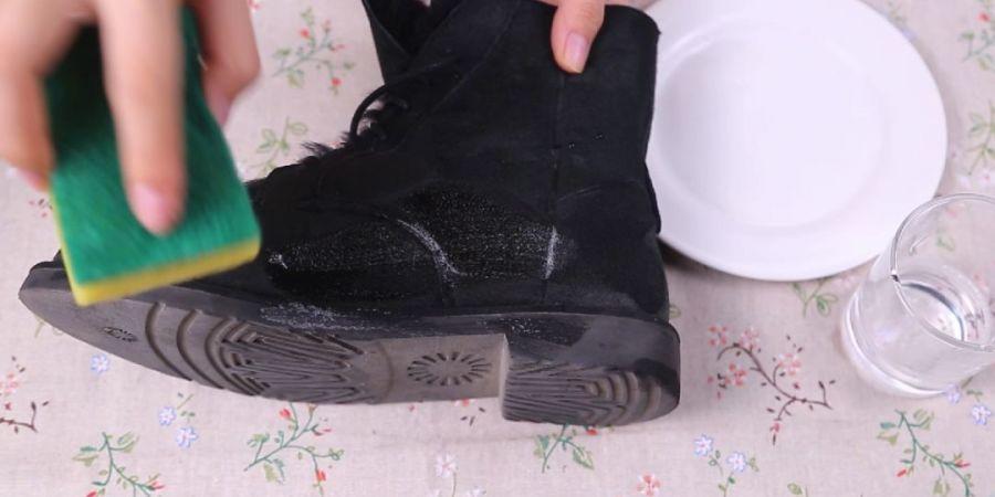 带毛的雪地靴不好洗？用点小苏打，去污还清异味！