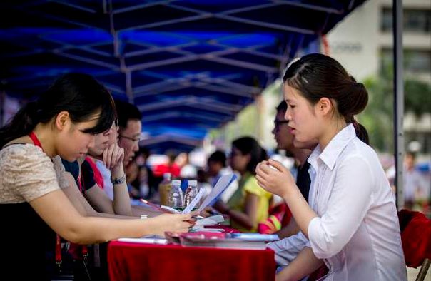 专科生不能算是大学生吗？社会给的反馈很真实，专科生要认清自己