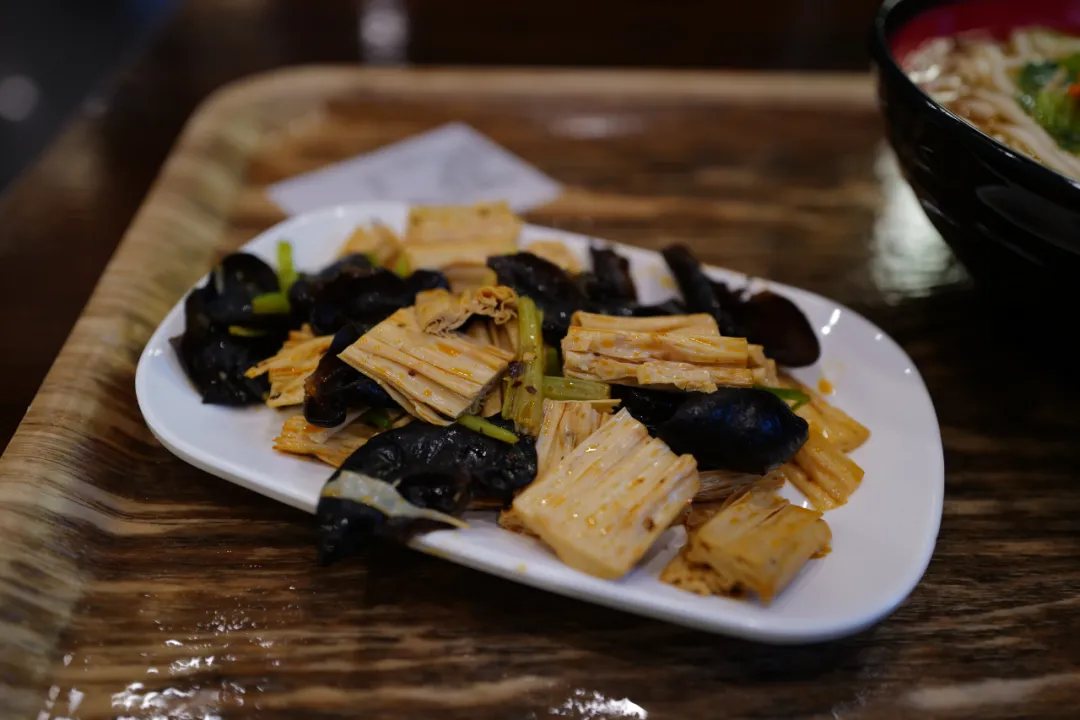 杭州素食餐厅:在一个没有肉的世界,我竟然也能吃到上瘾