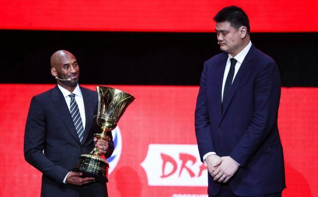 cba和nba的对抗哪个强(网友经常问中国男篮能赢NBA最弱的队吗？看完5项对比，差距太明显)