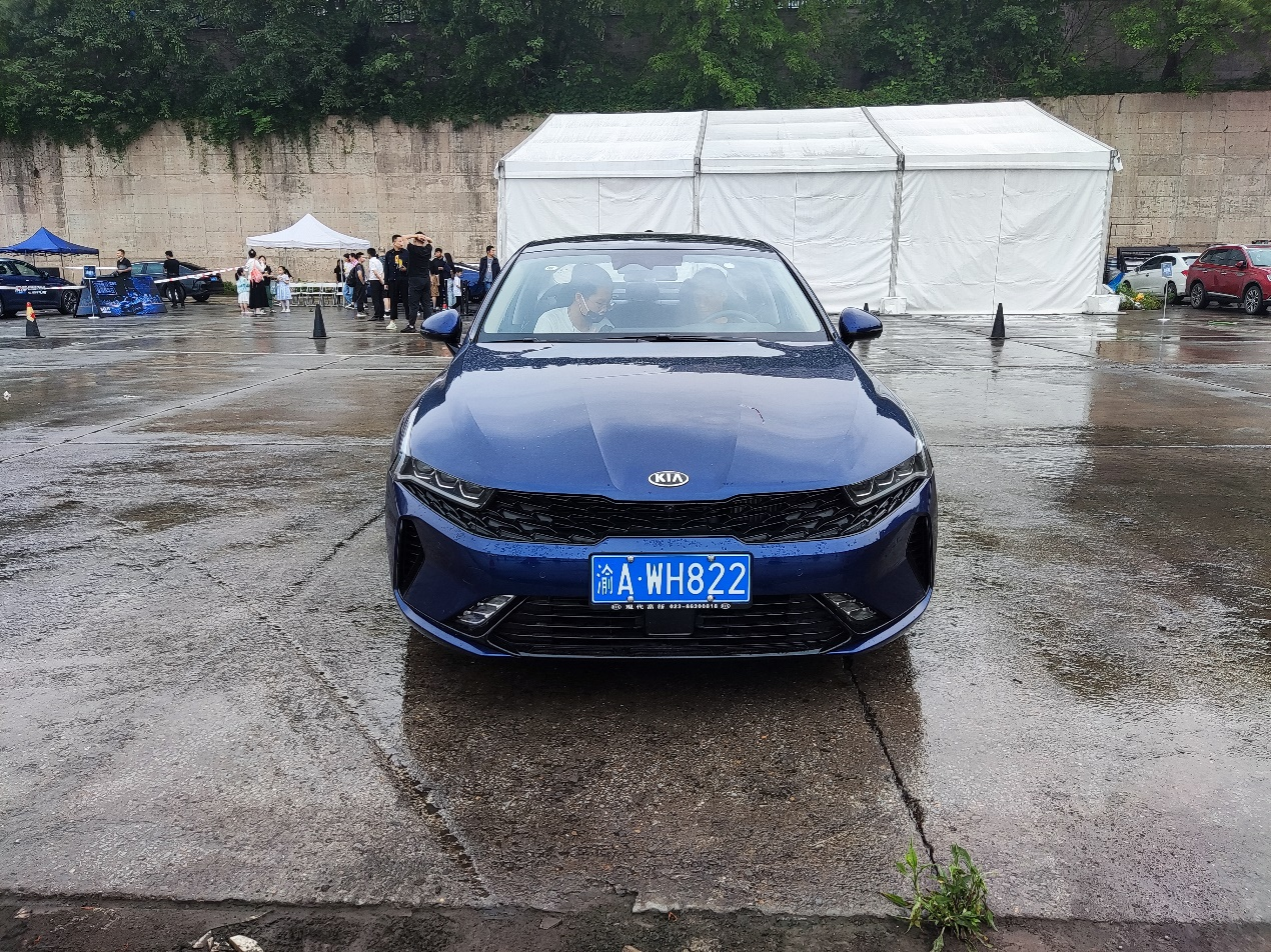 起亚K5试驾体验：轮胎表现如何？