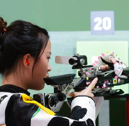 奥运会首金获得者杨倩：00后学霸就读清华，样貌清秀堪比小说女主