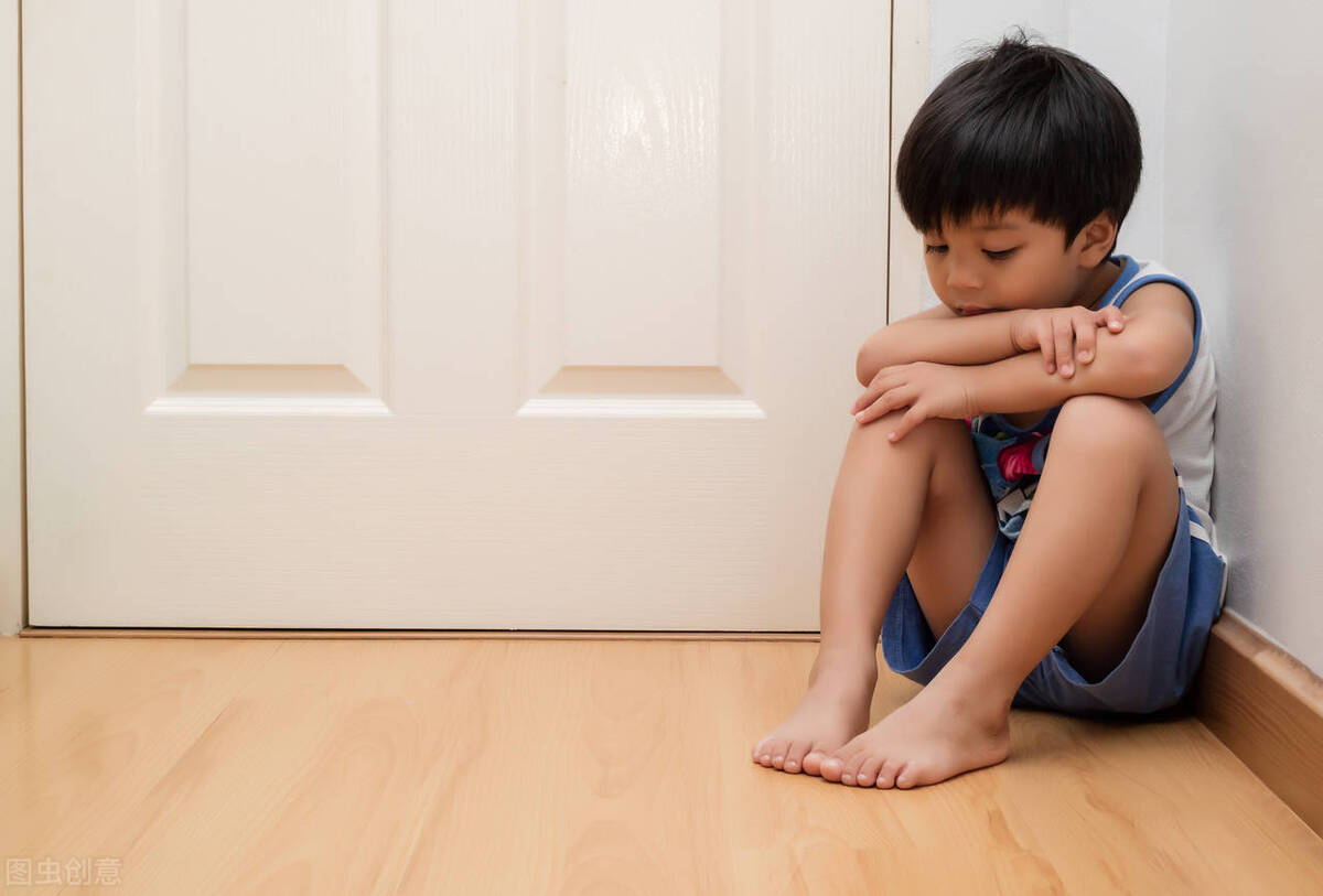 自闭症孩子如何治疗？什么时候是干预治疗的黄金期？