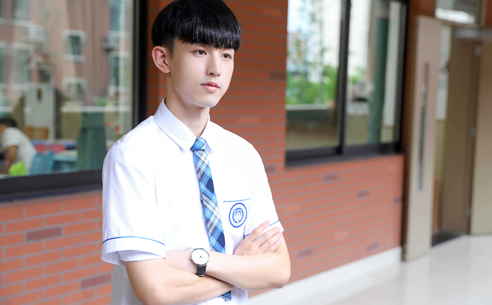 为啥高三“黑马”都是男生？教育工作者给出答案，女生真比不了