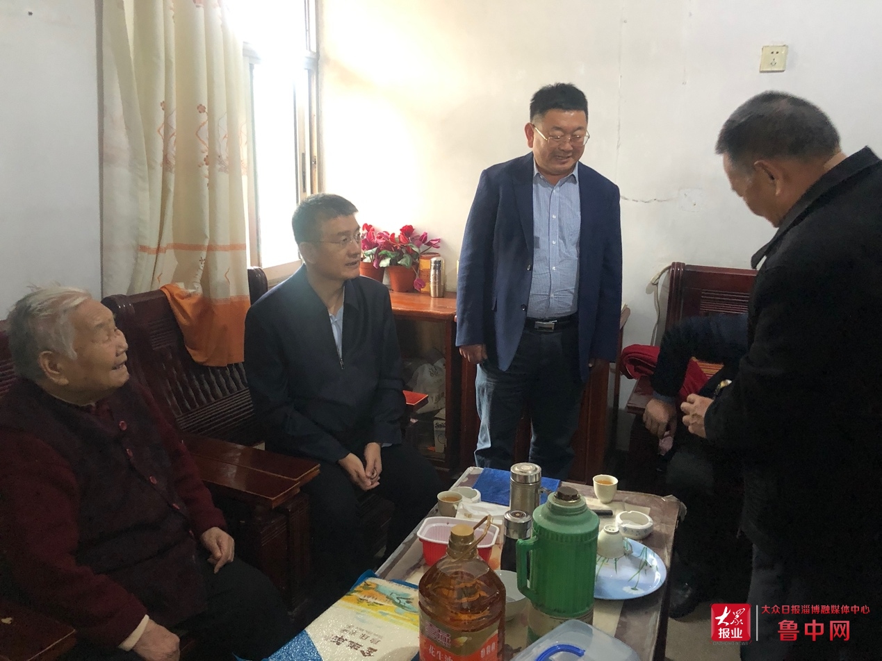点赞！山东华信宏仁堂医药连锁开展寻访百岁老人暨爱心义诊活动