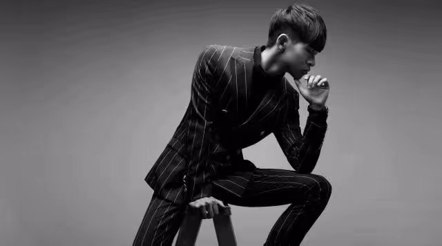 众多知名主持人联袂登台，“诗城之光大型跨年诗会”倾情巨献！