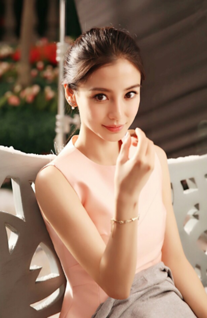 杨颖为何突然不“红”了?看她干过的那些事,就一点都不奇怪了