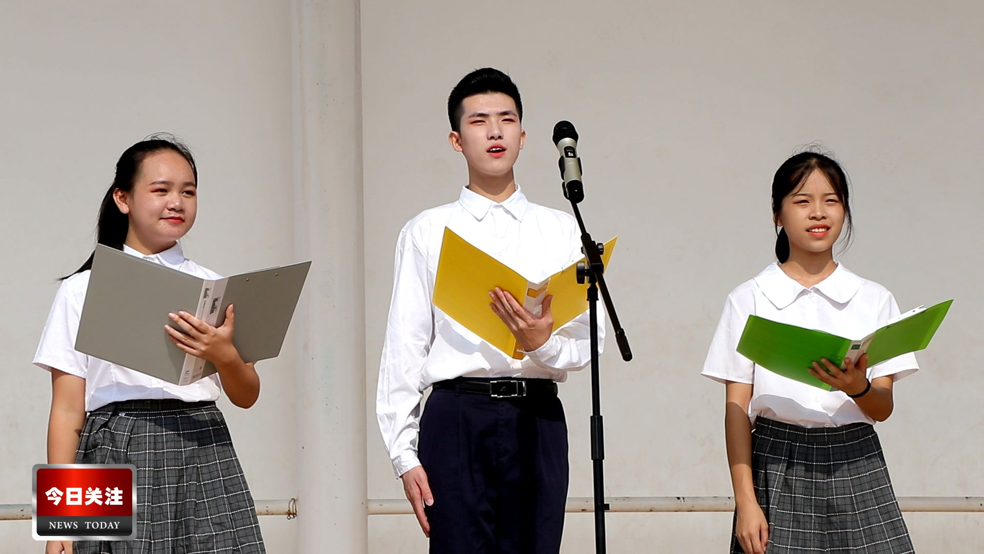 今日头条 |玉林实验中学举行庆祝2019年教师节暨优秀教师颁奖仪式