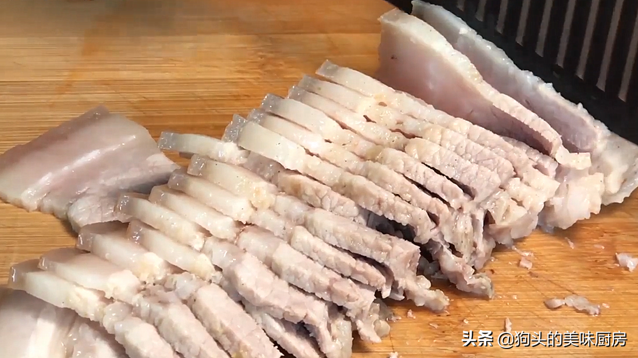 家常回锅肉做法，加多这两个步骤，味道正宗，一点也不输饭店