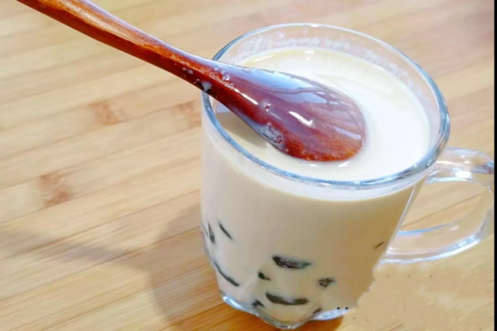 学会奶茶这种做法，天天喝都不怕，步骤简单超好喝，无任何添加剂