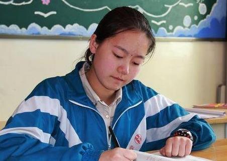 高中生该住校还是走读？学生毕业后才明白，其中的差距不是一般大