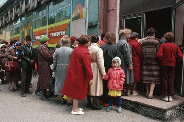 苏联解体后，留下的巨额债务由谁承担？俄罗斯：还了整整26年