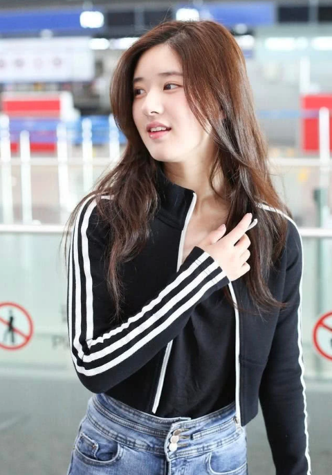 明星赵露思八字(杨洋赵露思八字姻缘)--亚圣国学网