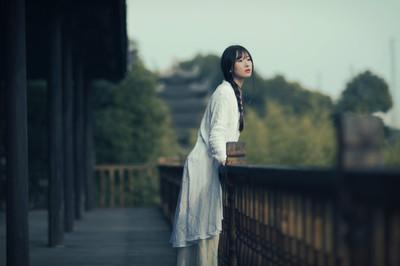人生多艰：揭秘苦命人背后的生存智慧与情感共鸣