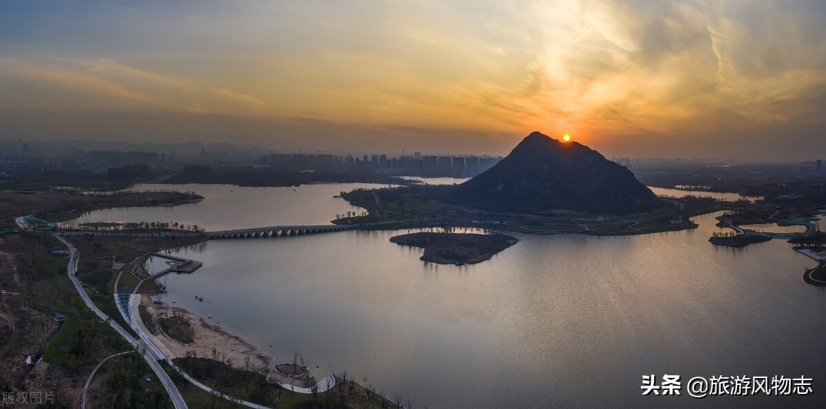 山东济南有一座"华山",海拔才197米,当地人很喜欢去