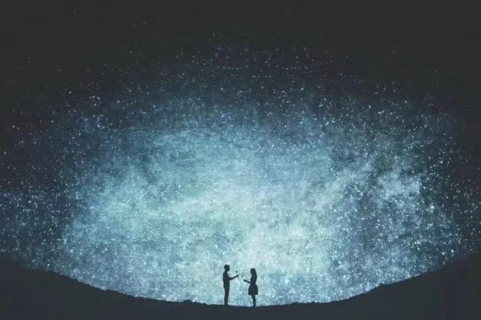 微信最近很火的心情句子，渐渐的我不再期待任何人和事了