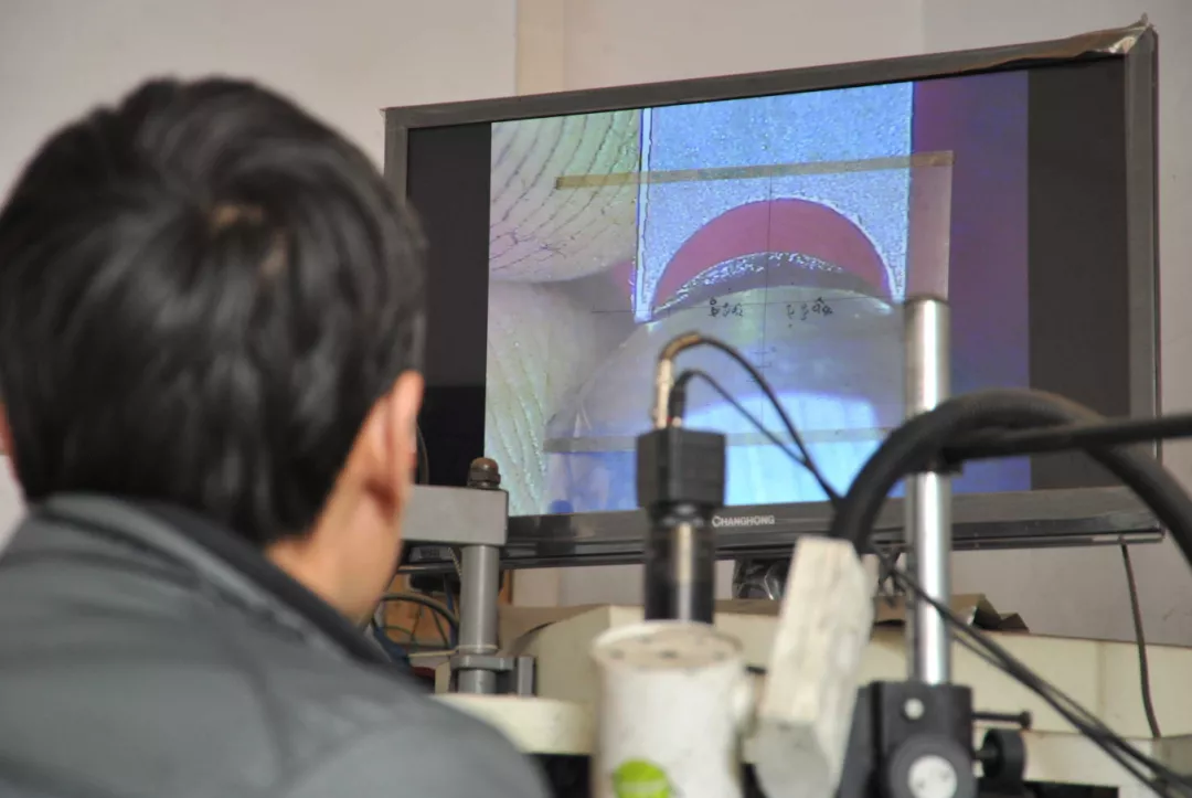 暴涨150亿！河南最良心的“山寨假货”，戳破了美国的世纪骗局