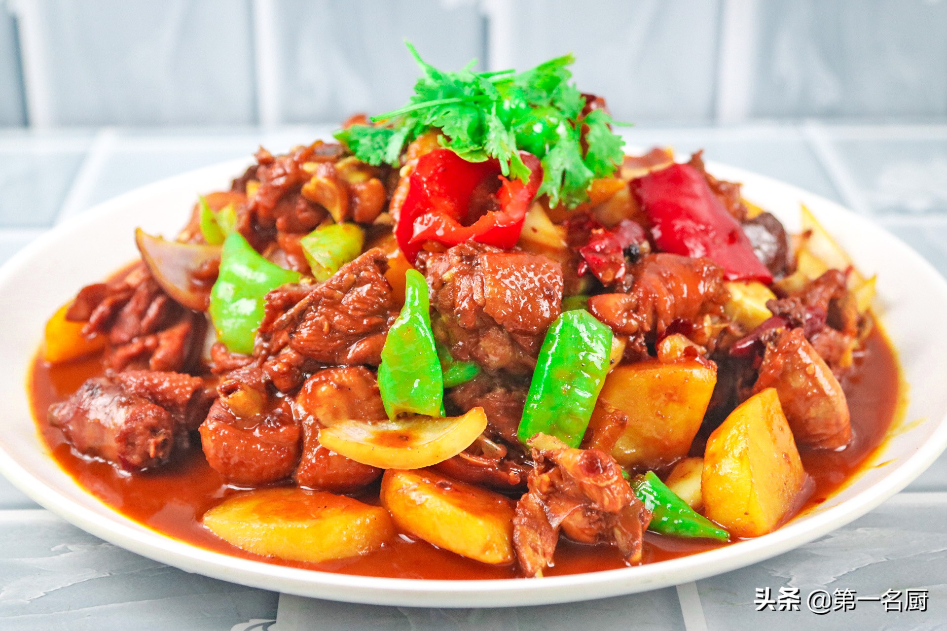 大盘鸡的家常做法(家常大盘鸡怎样做才好吃?